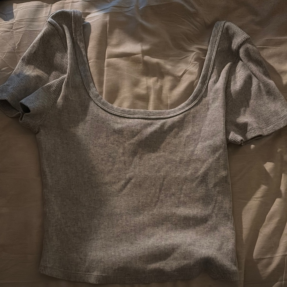 Gray Ribbed Women's Top